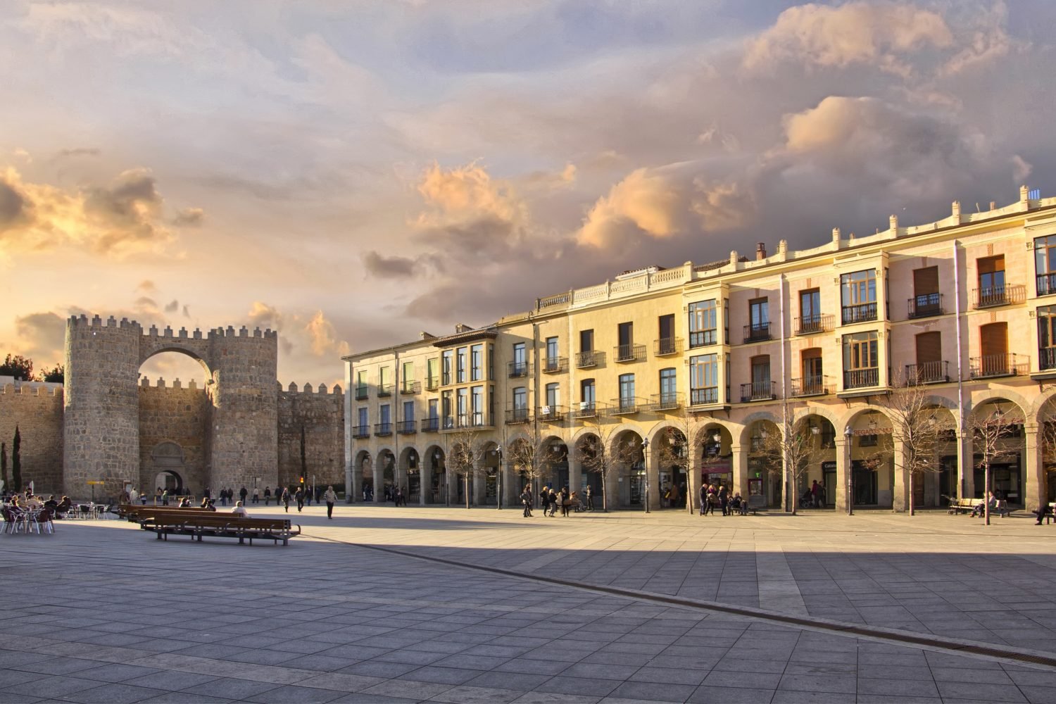 Plaza de Santa Teresa_107932964